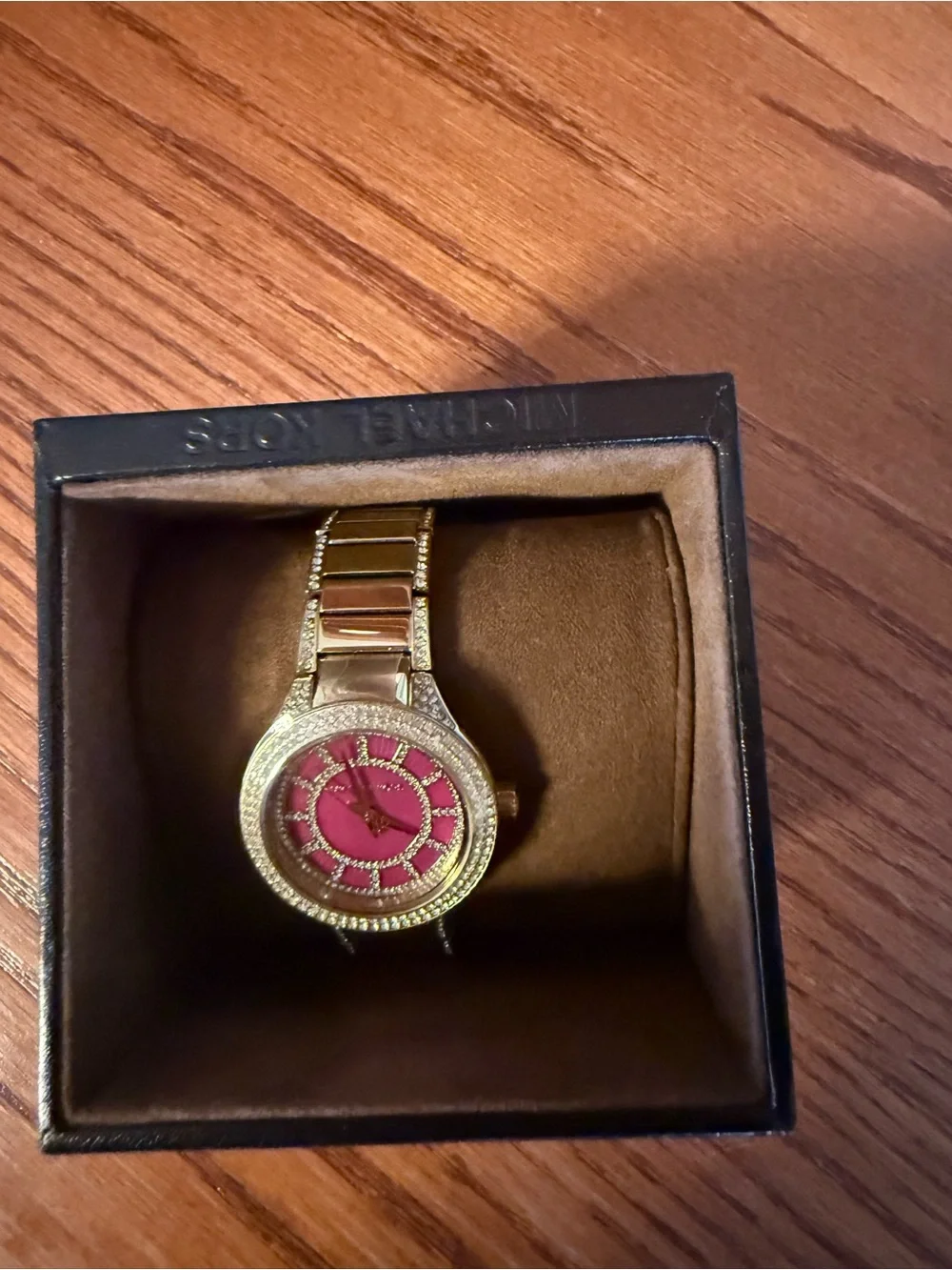 Michael Kors stylish michael